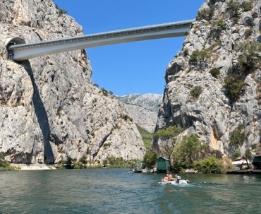 Most nad rzeką Cetina